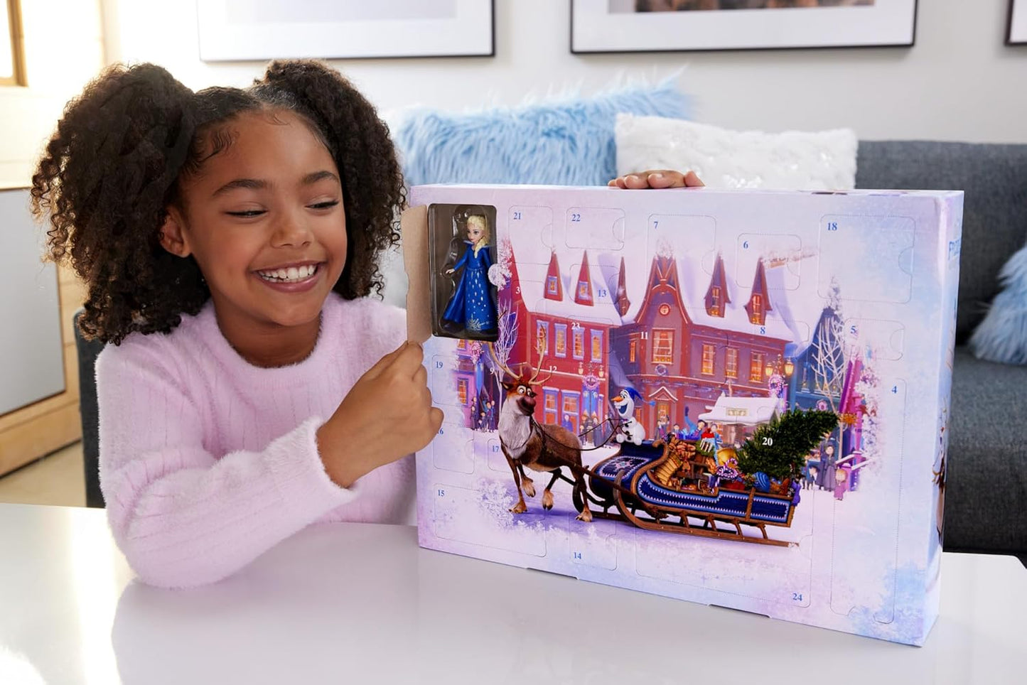 Disney Frozen 2025 Advent Calendar With 24 Days Of Surprise Toys, Including Anna & Elsa Small Dolls for Kids