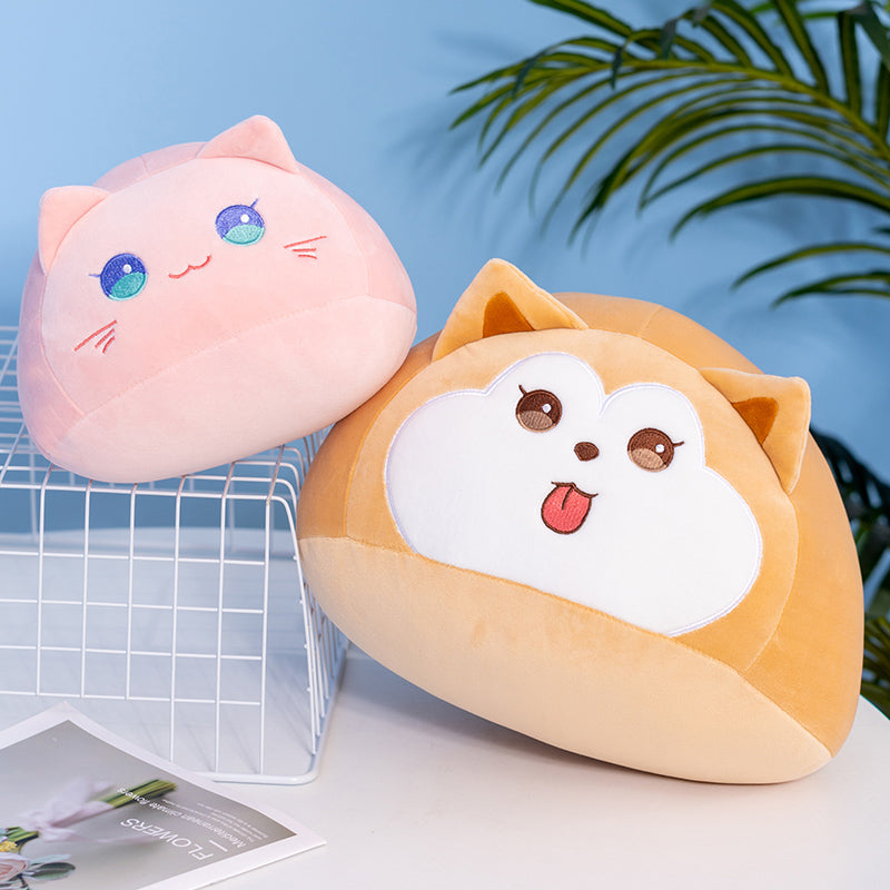 The Three Happy Round Cats
