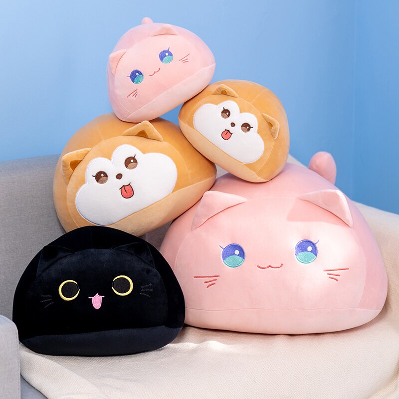 The Three Happy Round Cats