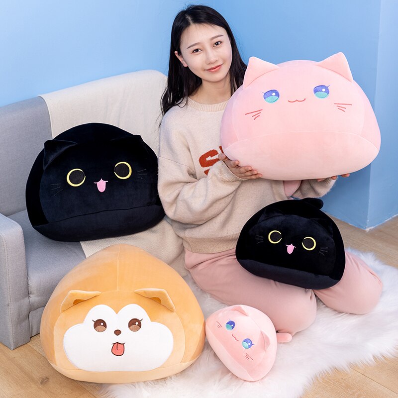 The Three Happy Round Cats