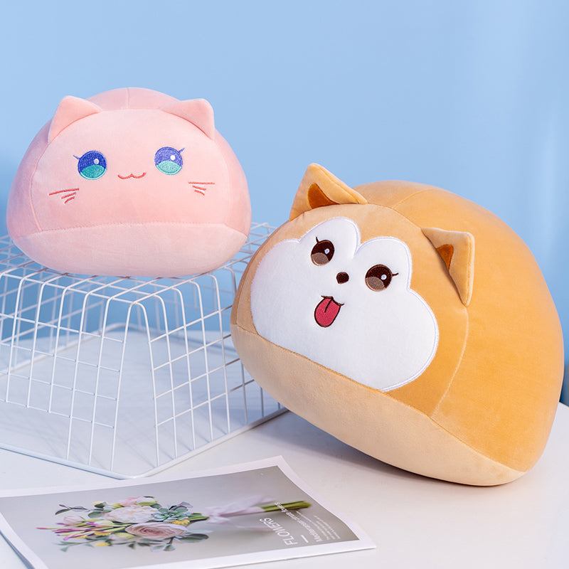 The Three Happy Round Cats