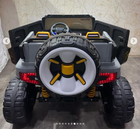 5388 KIDS JEEP  Jumbo-Sized 2-seater is perfect for kids aged 1-11 years old.